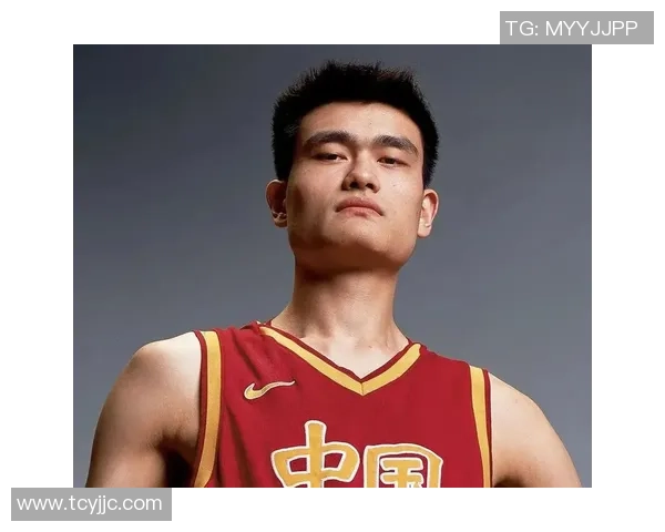 姚明在2008年奥运会前夕遭遇严重伤病对篮球事业的影响与反思