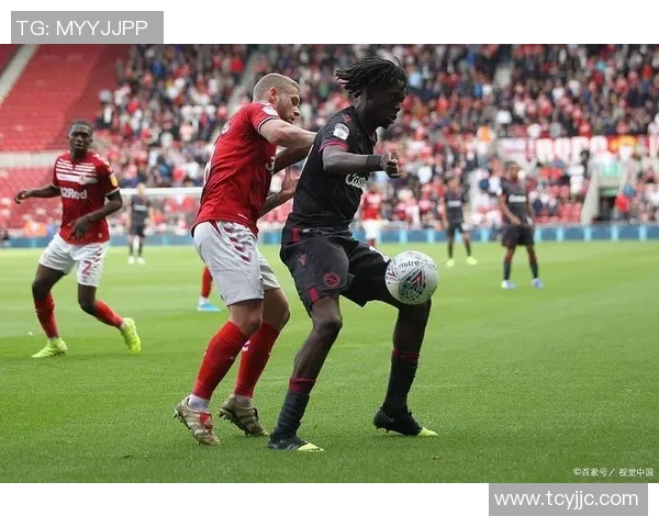 欧联杯精彩对决皇马大胜阿森纳神奇扑救引发全场热议与转会传闻