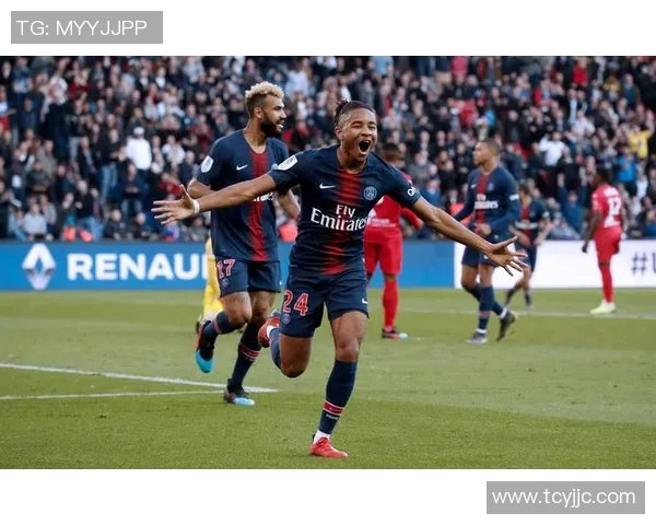 足总杯激战巴黎圣日耳曼惊险逆转热刺神扑成比赛转折点分析