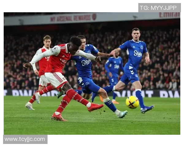 英超激战曼联与巴萨鏖战至平局点球大战精彩瞬间引爆全场 英超激战曼联与巴萨鏖战至平局点球大战精彩瞬间引爆全场